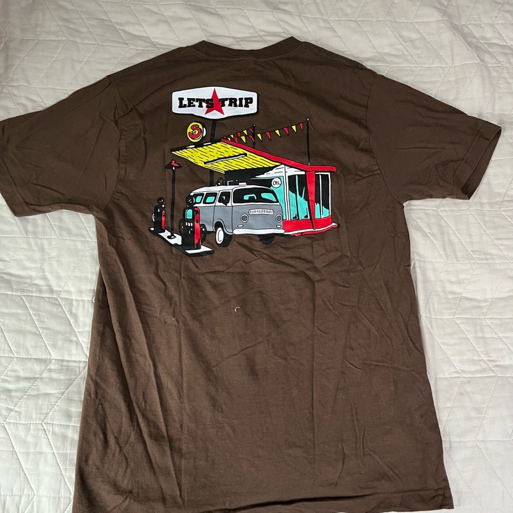Brown and Red Short Sleeve Graphic Tee